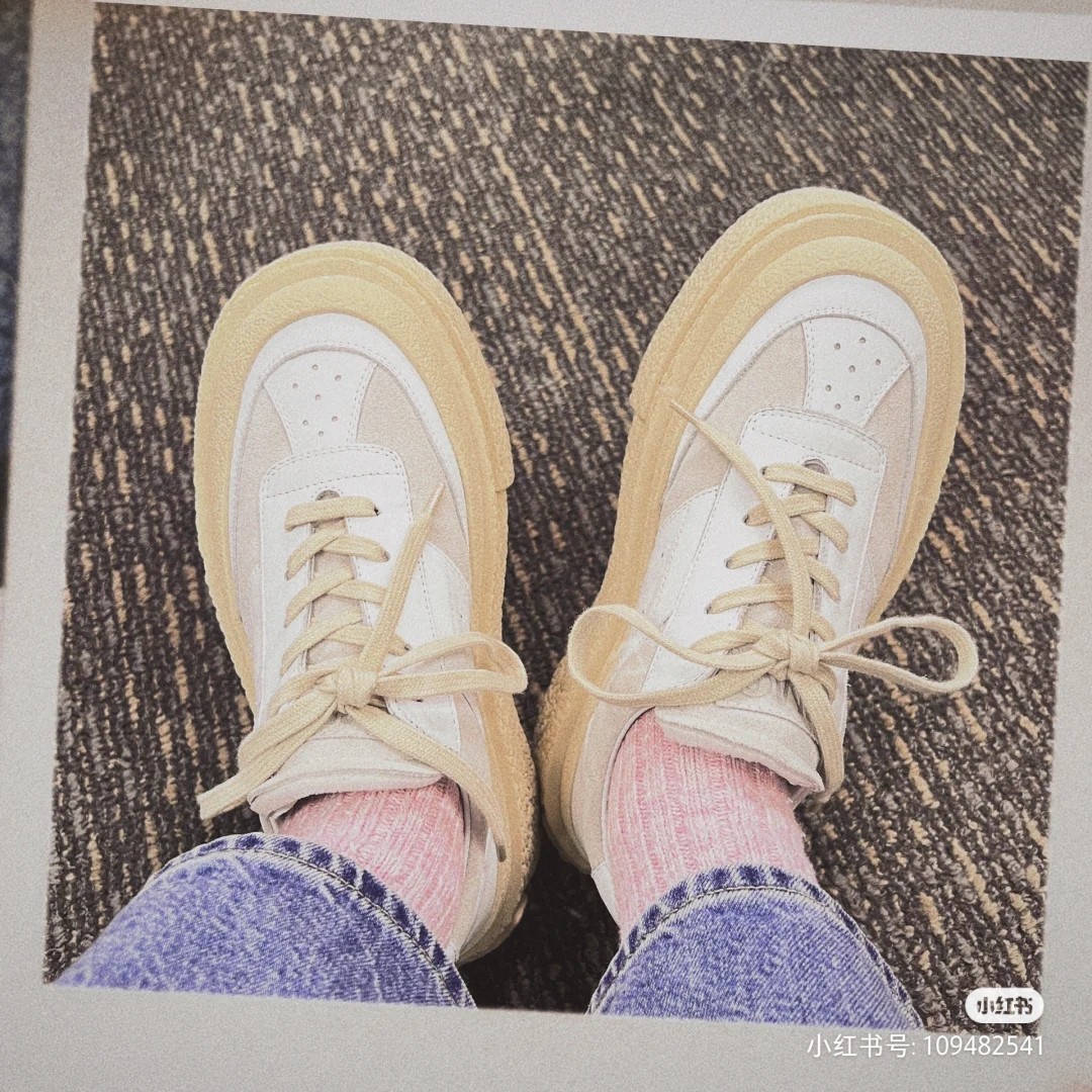 NO:592706,Model picture #,casual shoes/sneakers,sneakers19860909模特图＃,休闲鞋/运动鞋,sneakers,Women's Shoes