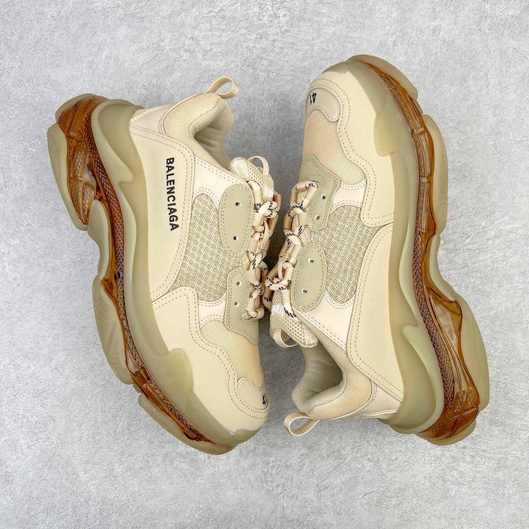 图片[3]-💰400 ＃VG零售版 BALENCIAGA Triple S Clear Sole Sneaker 巴黎世家复古透明气垫运动鞋 黑色做旧 全套原纸板楦头开发 最原汁原味的灵魂版型 全鞋荧光划线卡点 胶水把控整洁度追求极致完美 每一双都是工艺品 多重QC质检 超越公司货的品控标准 实实在在的免检产品 原盒原配 正确字体电绣 粗细、位置、大小正确 侧边TPU 透气孔匹配意产原版 正确气垫分离大底 TPU软底 原版一致大底LOGO 立体感十足 原厂皮料水洗做旧 采购原厂网纱 小牛皮 小羊皮和网眼 复杂的三层外底 采用Clear Sole技术将TPU注入鞋底内部可产生气泡 以提供更多舒适感 更轻的鞋子和减震效果 脚趾边缘绣有尺寸 侧面绣有徽标 背面压印徽标 舌头上的Triple S橡胶品牌 2个鞋带环 包括1个功能环 运动系带系统 带12个织物孔眼 双色鞋带让人想起远足靴的鞋带 后部拉环和舌头拉环 水洗效果 打造老旧外观 正常尺码 Size：35 36 37 38 39 40 41 42 43 44 45 46 编码：by4936070-运动鞋