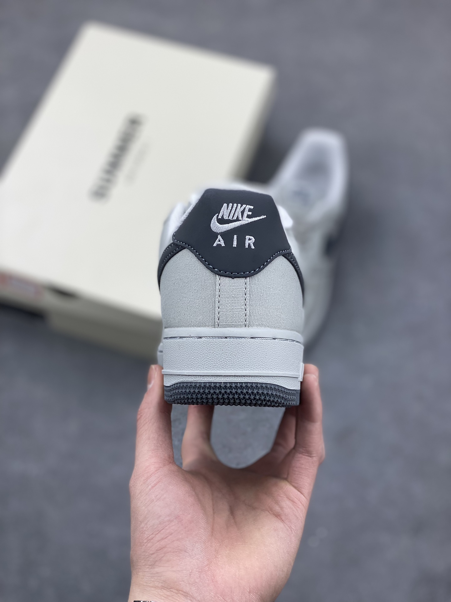 Nike Air Force 1 '07 Low-Top Sneakers - Carbon Grey, Limited Edition 5 i1676834973 227 3