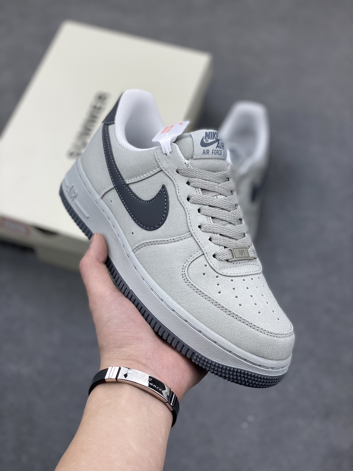 Nike Air Force 1 '07 Low-Top Sneakers - Carbon Grey, Limited Edition 2 i1676834973 716 0