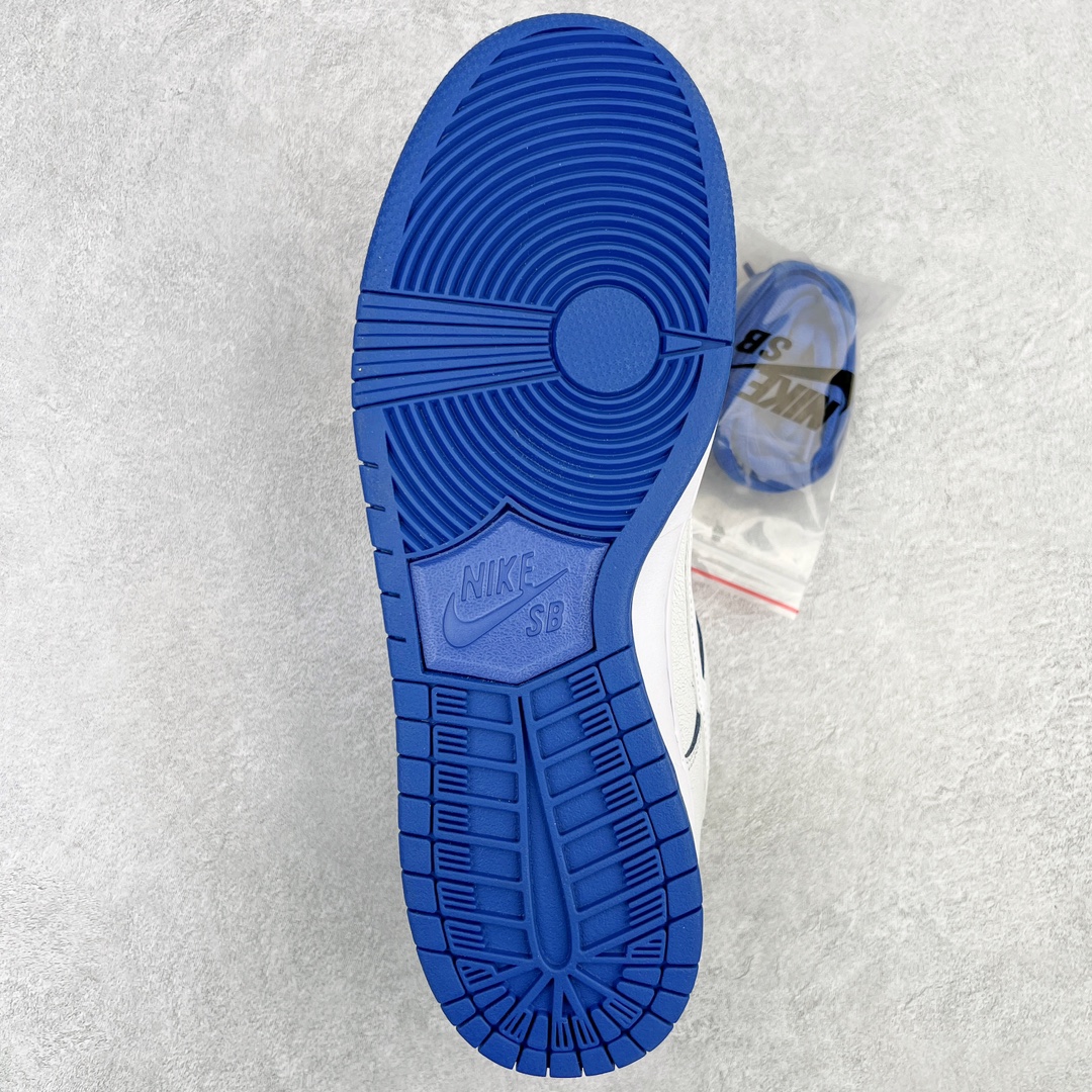 图片[9]-＃AY/GZ纯原福利 NK SB Dunk Low 青花瓷白蓝 CJ6884-100 独家原厂航空铝磨具打磨大底 鞋头坡度极致还原 原盒原配 圈内天花板工艺 原厂冲刀 超高清洁度 全鞋零毛边皮料切割 全套原楦原模倾力打造完美版型 采用原厂百宏鞋带以及原厂百宏织唛舌标 内标可供原厂几率过验 原厂中底布黄色点胶 原厂中底布拉帮走线遵循公司 尺码对应库存‼️-选品中心
