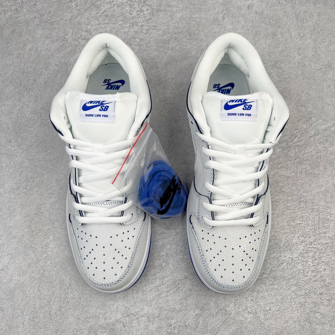 图片[2]-＃AY/GZ纯原福利 NK SB Dunk Low 青花瓷白蓝 CJ6884-100 独家原厂航空铝磨具打磨大底 鞋头坡度极致还原 原盒原配 圈内天花板工艺 原厂冲刀 超高清洁度 全鞋零毛边皮料切割 全套原楦原模倾力打造完美版型 采用原厂百宏鞋带以及原厂百宏织唛舌标 内标可供原厂几率过验 原厂中底布黄色点胶 原厂中底布拉帮走线遵循公司 尺码对应库存‼️-选品中心