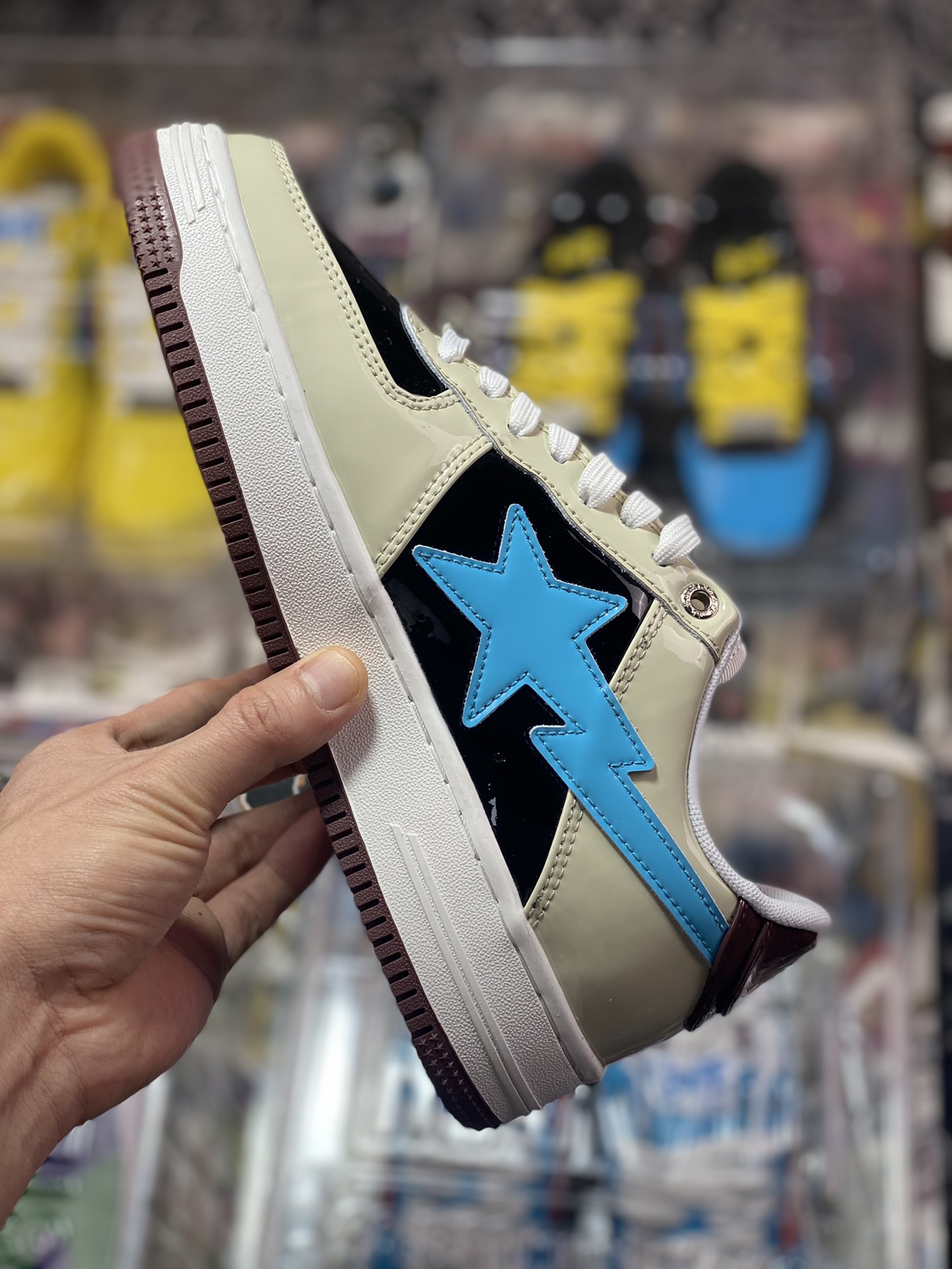 Bathing Ape BAPE Sta Low Flashing Star Series Low-top Sneakers ”Patent Leather Beige Black Brown Blue Rocket Raccoon” 001FW-I731-906