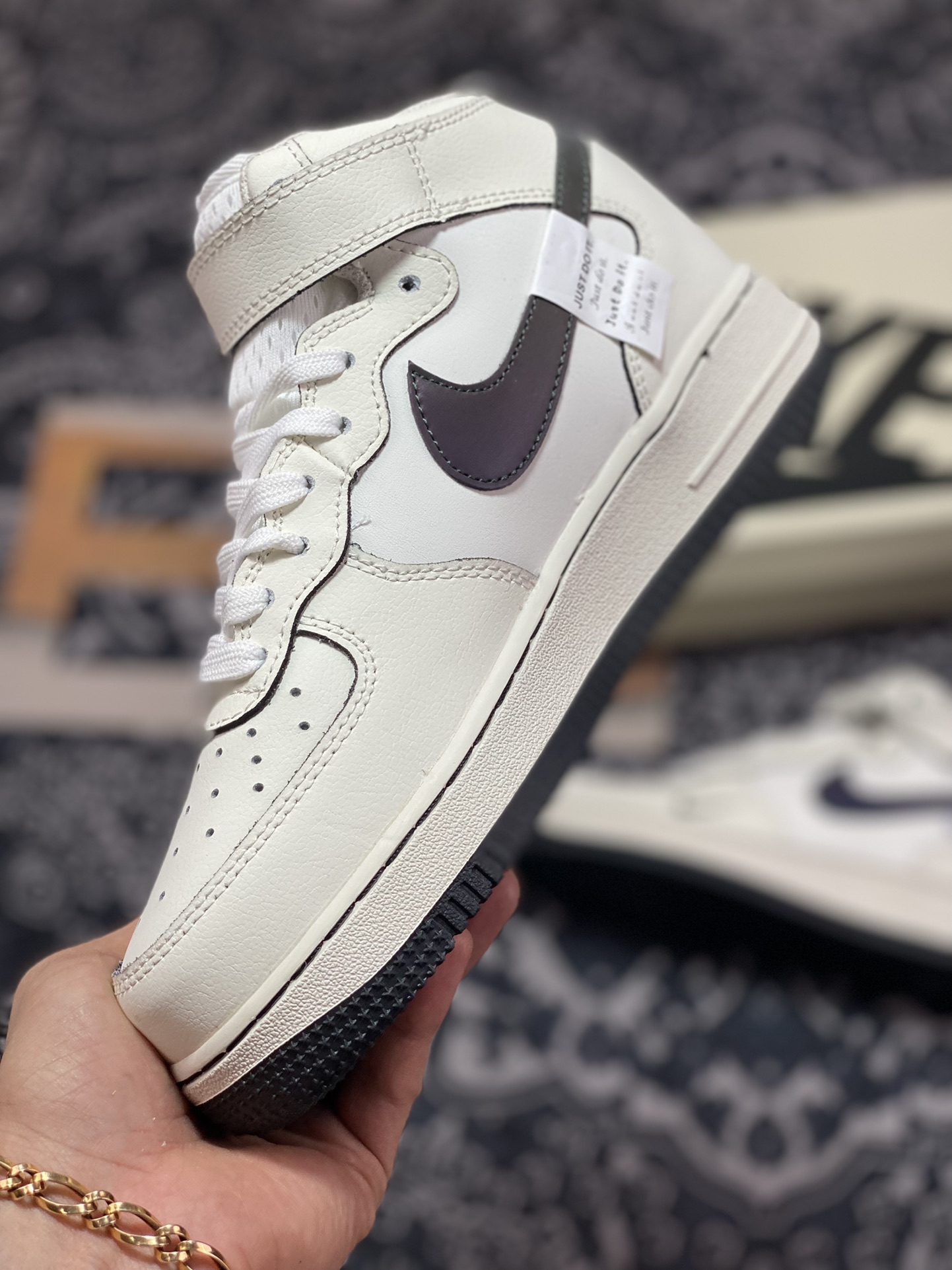 Nike Air Force 1 '07 Mid ”Milky White/Chameleon Mini Swoosh” Air Force 1 sneakers ”Leather Beige Black Chameleon Small Hook” FB1869-066