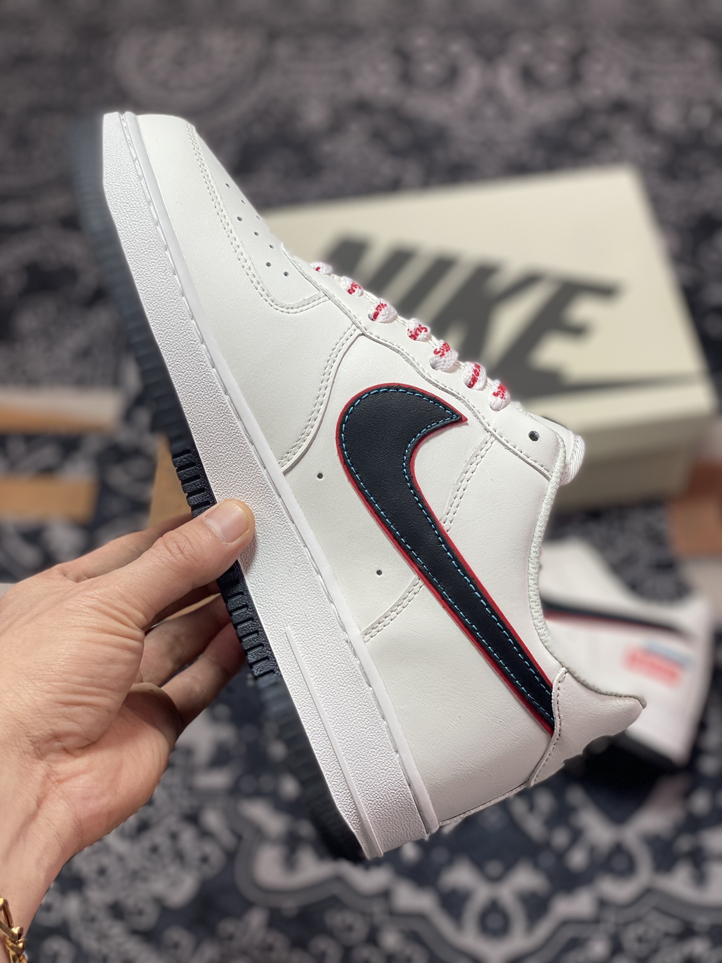 240 Supreme x Nike Air Force 1 07 Low”Supreme”空军一号“皮革米白黑蓝红Sup”BS9055-816