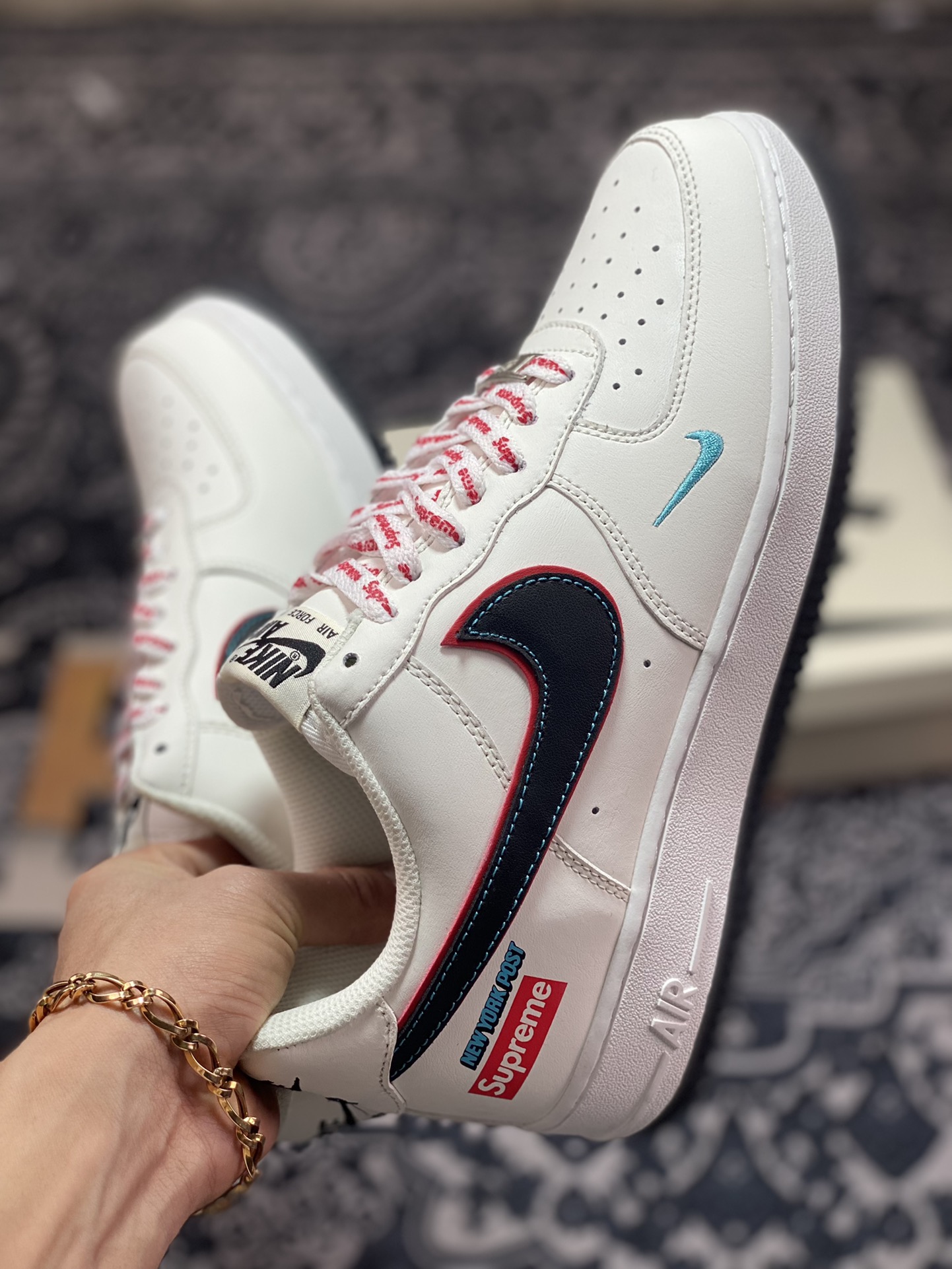 240 Supreme x Nike Air Force 1 07 Low”Supreme”空军一号“皮革米白黑蓝红Sup”BS9055-816
