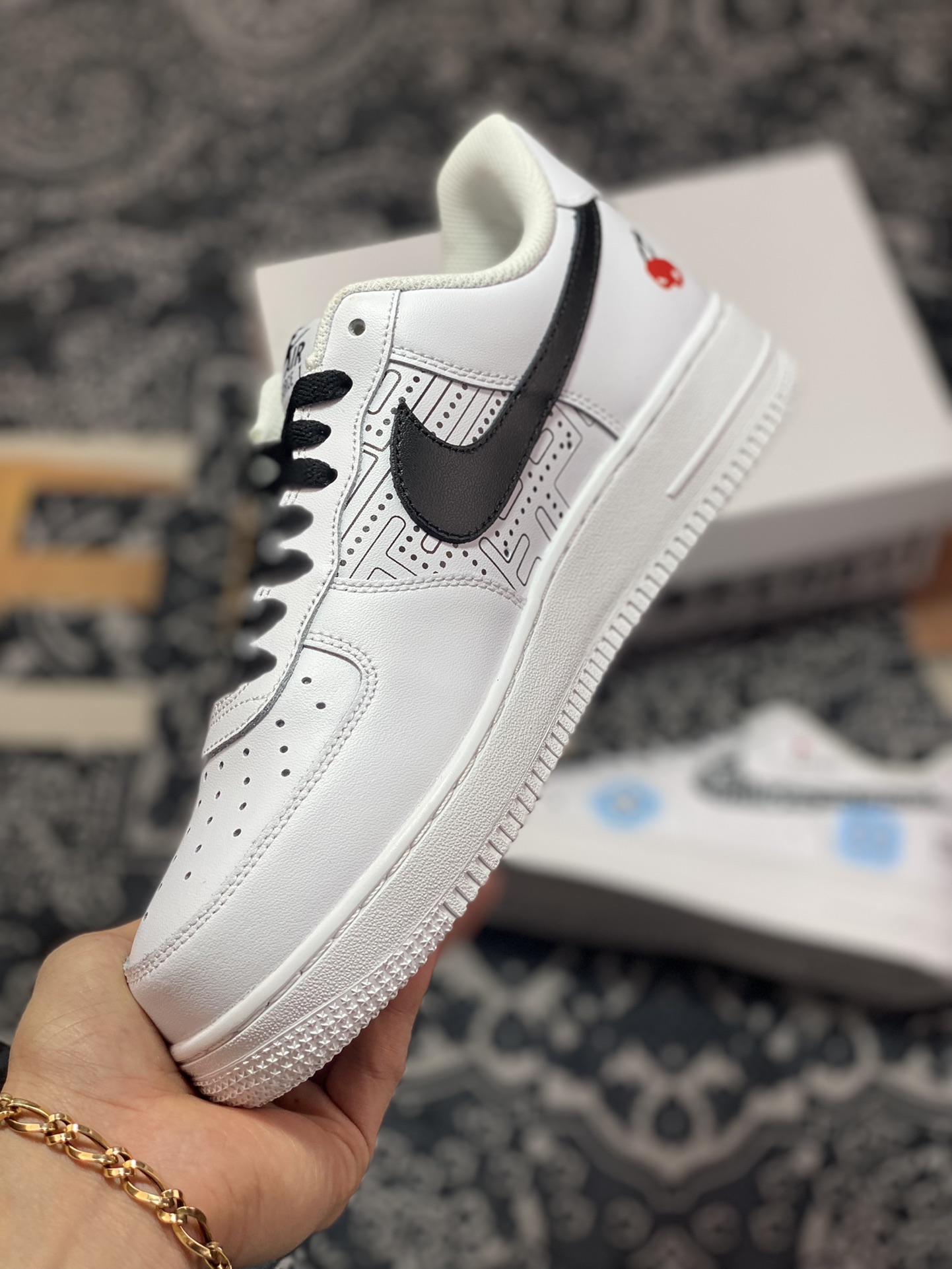 260 Nike Air Force 1 07 LV8”GAME OVER/Pac-Man”空军一号板鞋“皮革白黑彩吃豆人游戏印花”CW2288-228