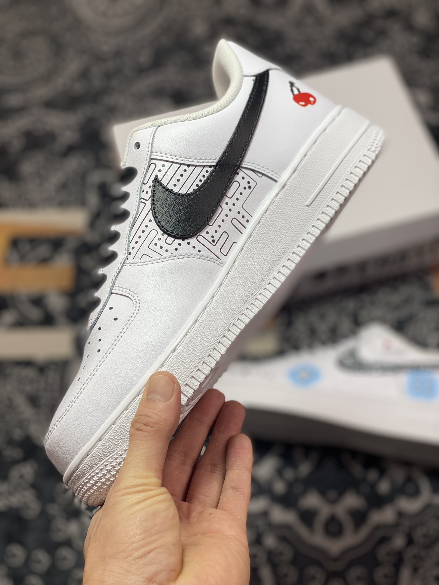 260 Nike Air Force 1 07 LV8”GAME OVER/Pac-Man”空军一号板鞋“皮革白黑彩吃豆人游戏印花”CW2288-228