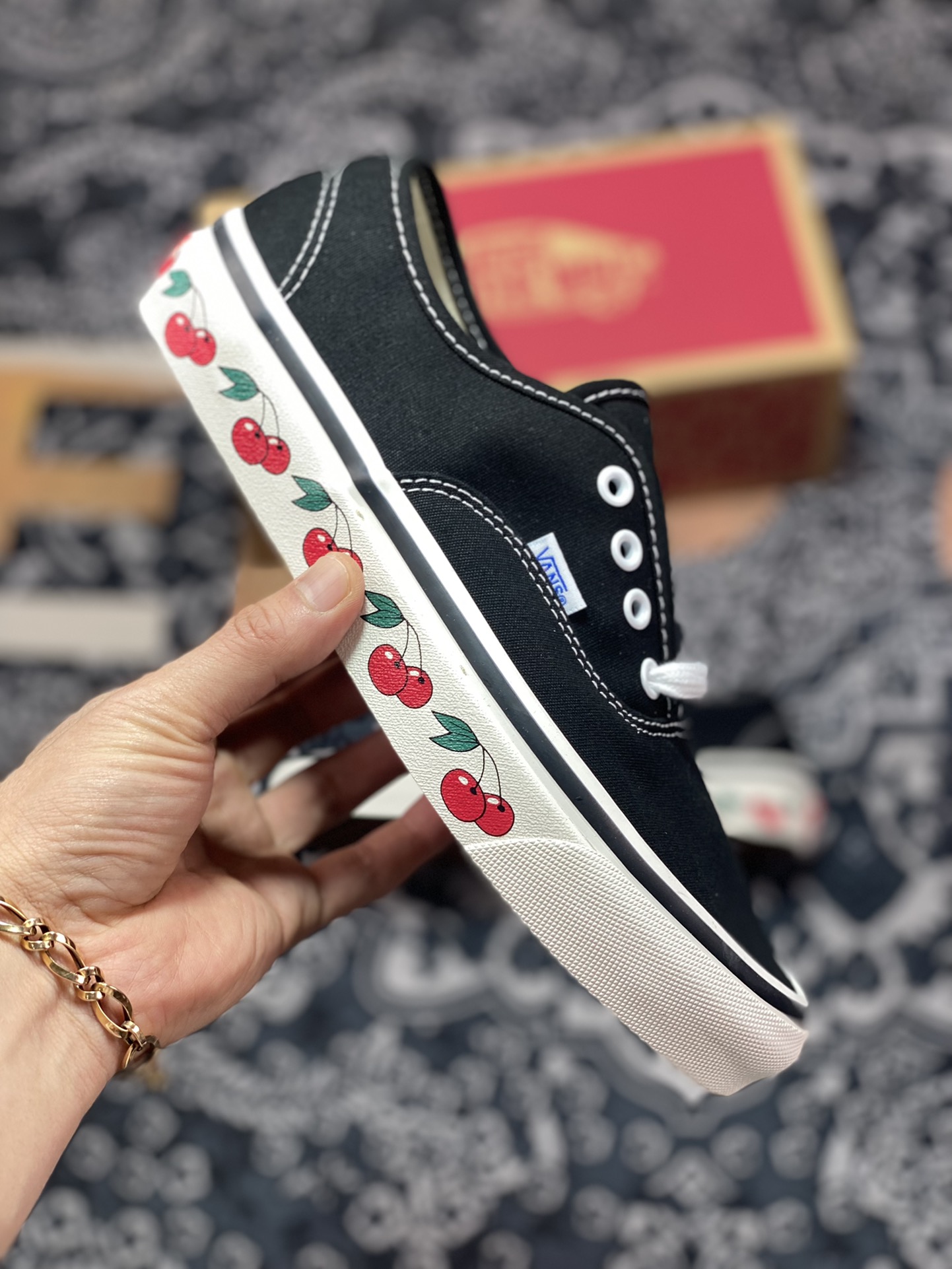 Vans Authentic 44 DX Anaheim cherry personalized graffiti black canvas shoes