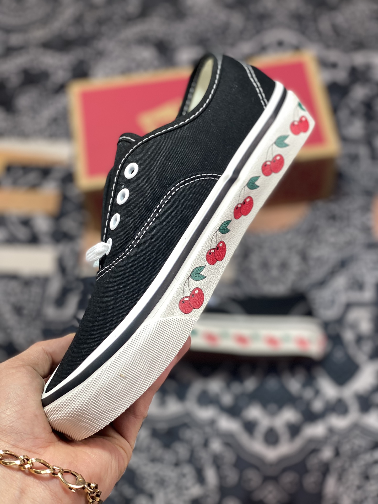 Vans Authentic 44 DX Anaheim cherry personalized graffiti black canvas shoes