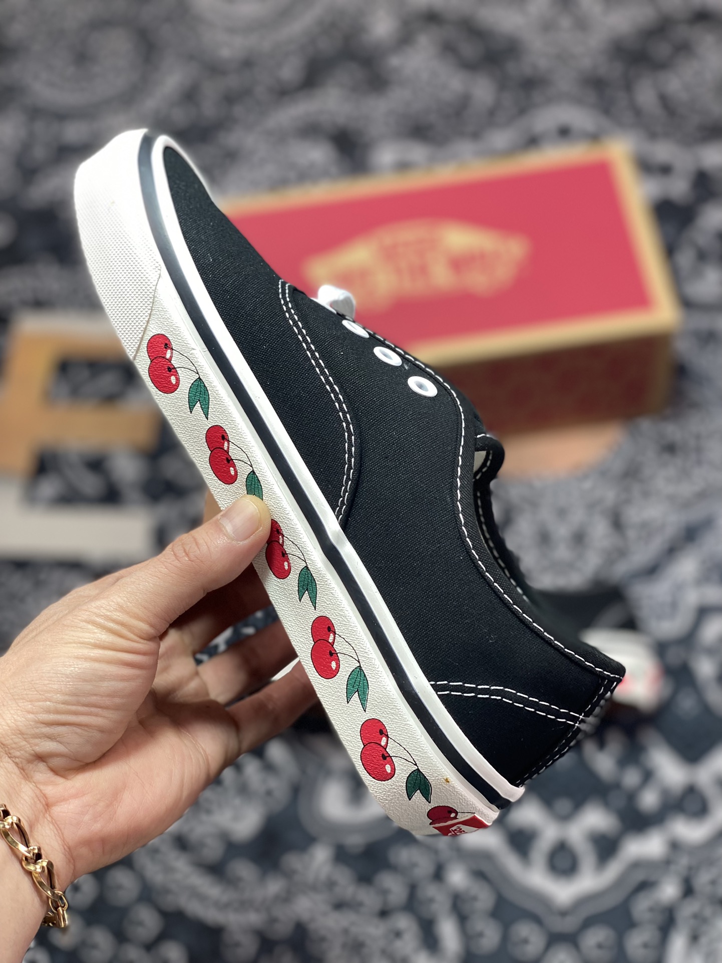 Vans Authentic 44 DX Anaheim cherry personalized graffiti black canvas shoes