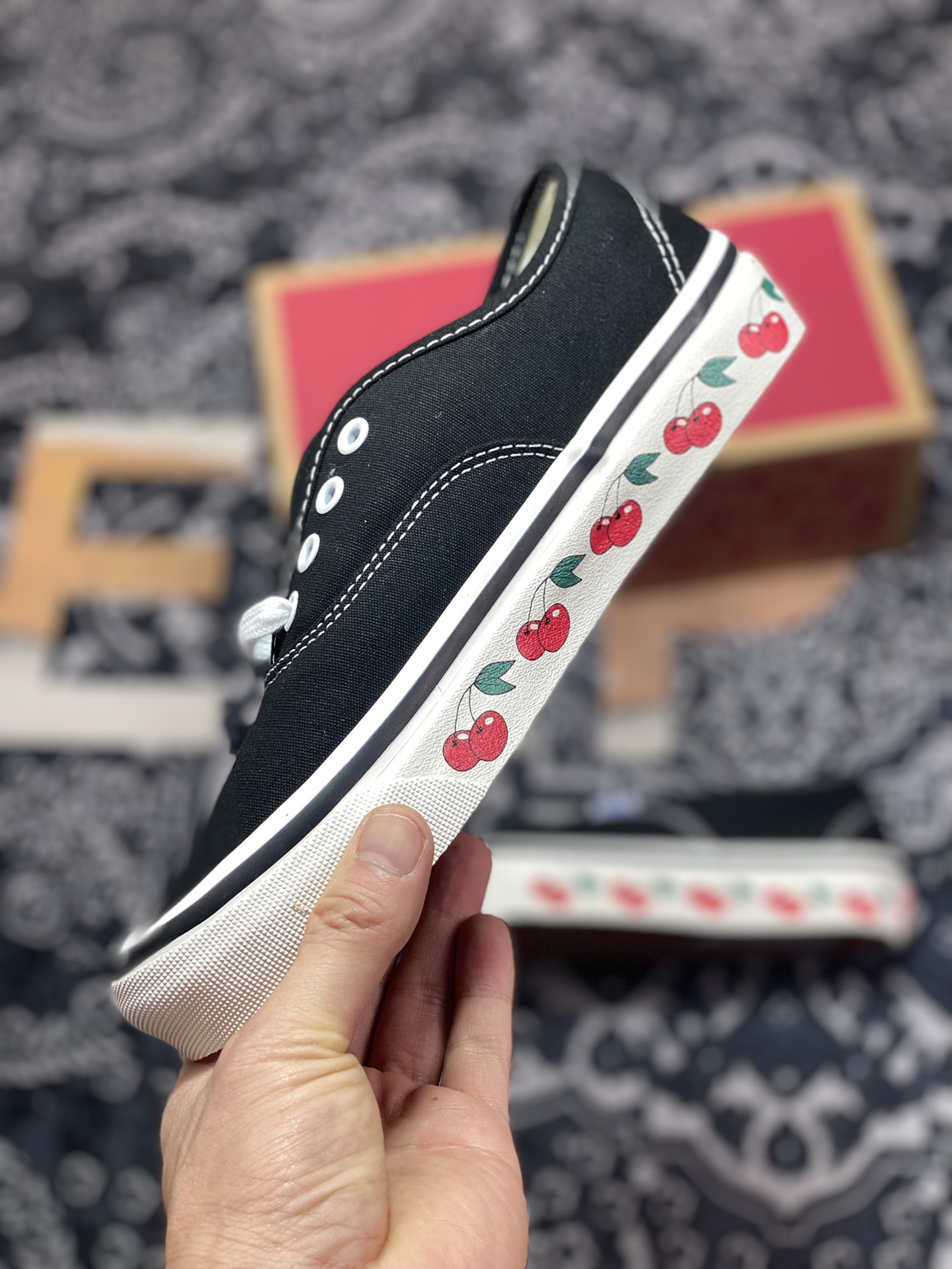 Vans Authentic 44 DX Anaheim cherry personalized graffiti black canvas shoes