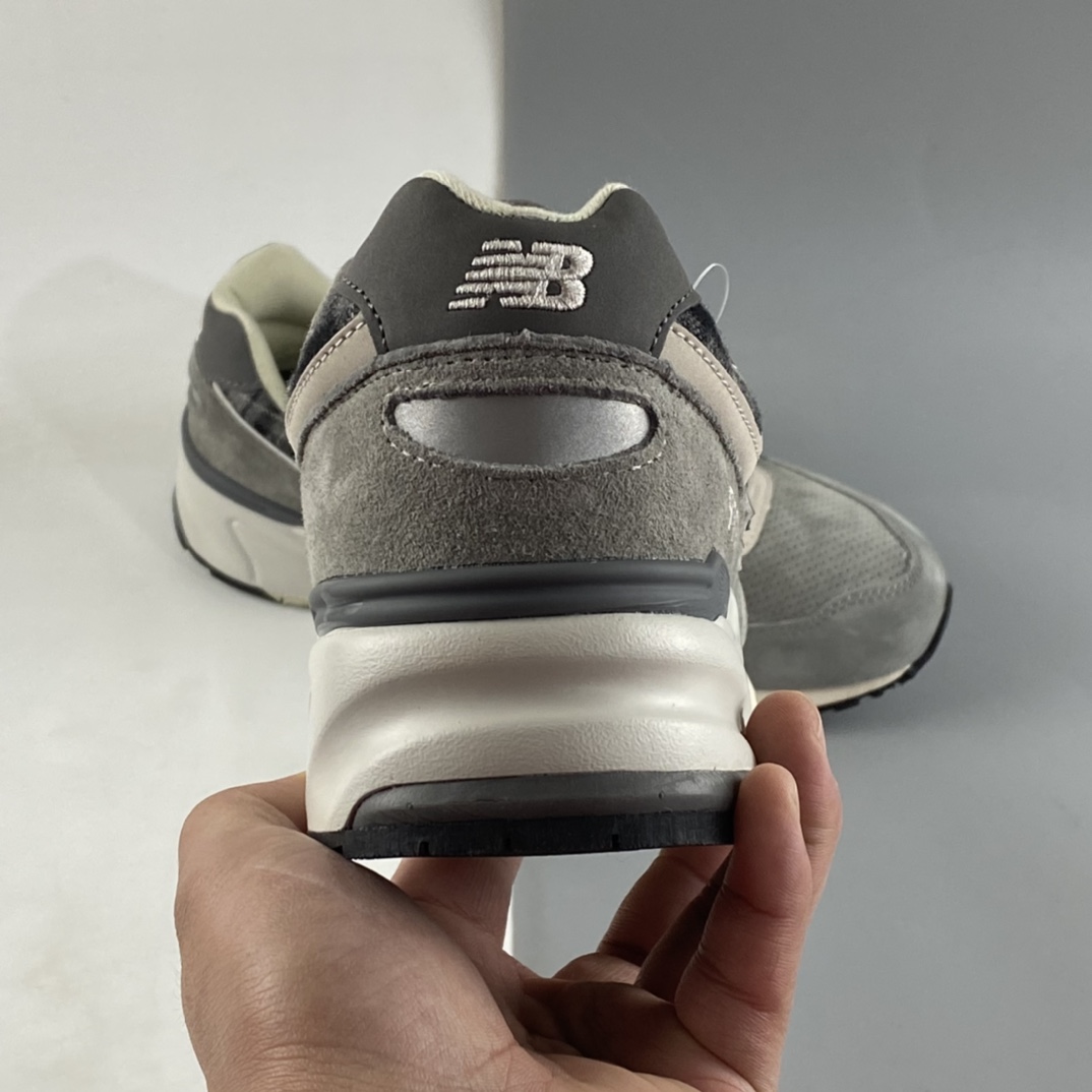 P220 New Balance 999系列 高端美产复古休闲跑步鞋 ML999AA