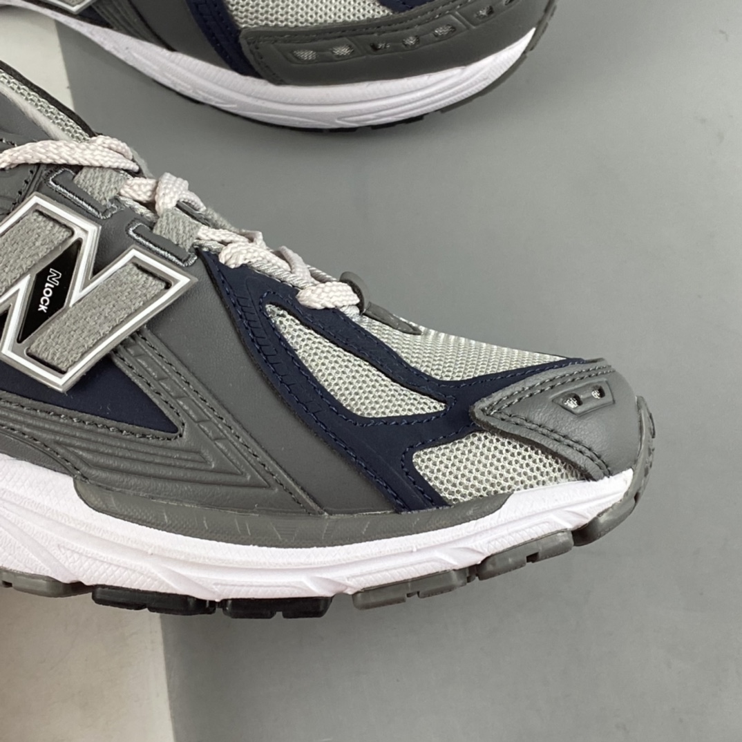 P260 New Balance 1906系列复古老爹风休闲运动慢跑鞋 M1906RC