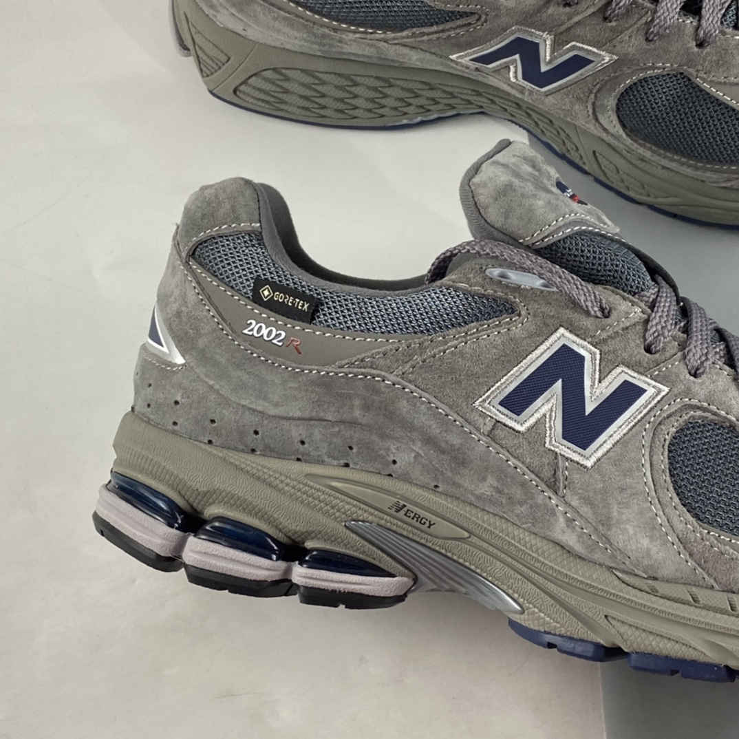 P260 New Balance 2002系列 复古休闲跑步鞋 M2002RXC