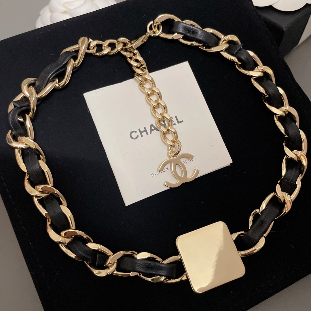 【【香黑白撞色方块黑皮choker】Z 7700，超级经典的黑白撞色搭配，太绝啦！一定要冲冲冲！！整体都