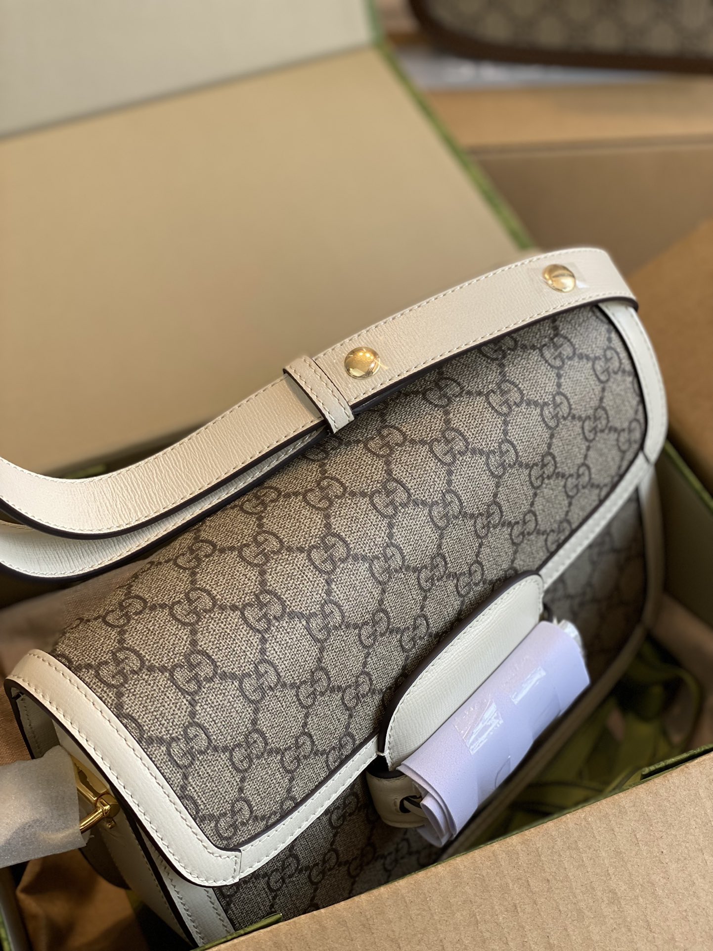 。发货实拍，原厂皮GG马鞍包✈️602204白