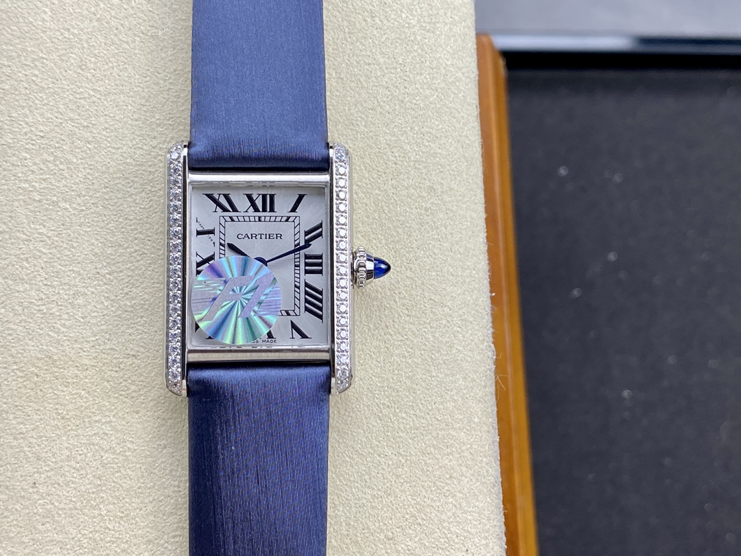 Cartier F1厂卡地亚TANK MUST de Cartier全系列倾情打造 中号33 7*25