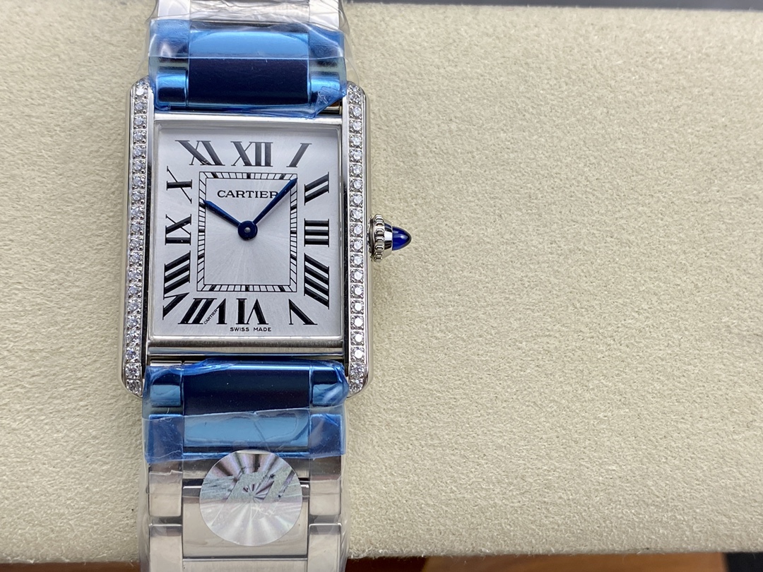 Cartier F1厂卡地亚TANK MUST de Cartier全系列倾情打造 中号33 7*25