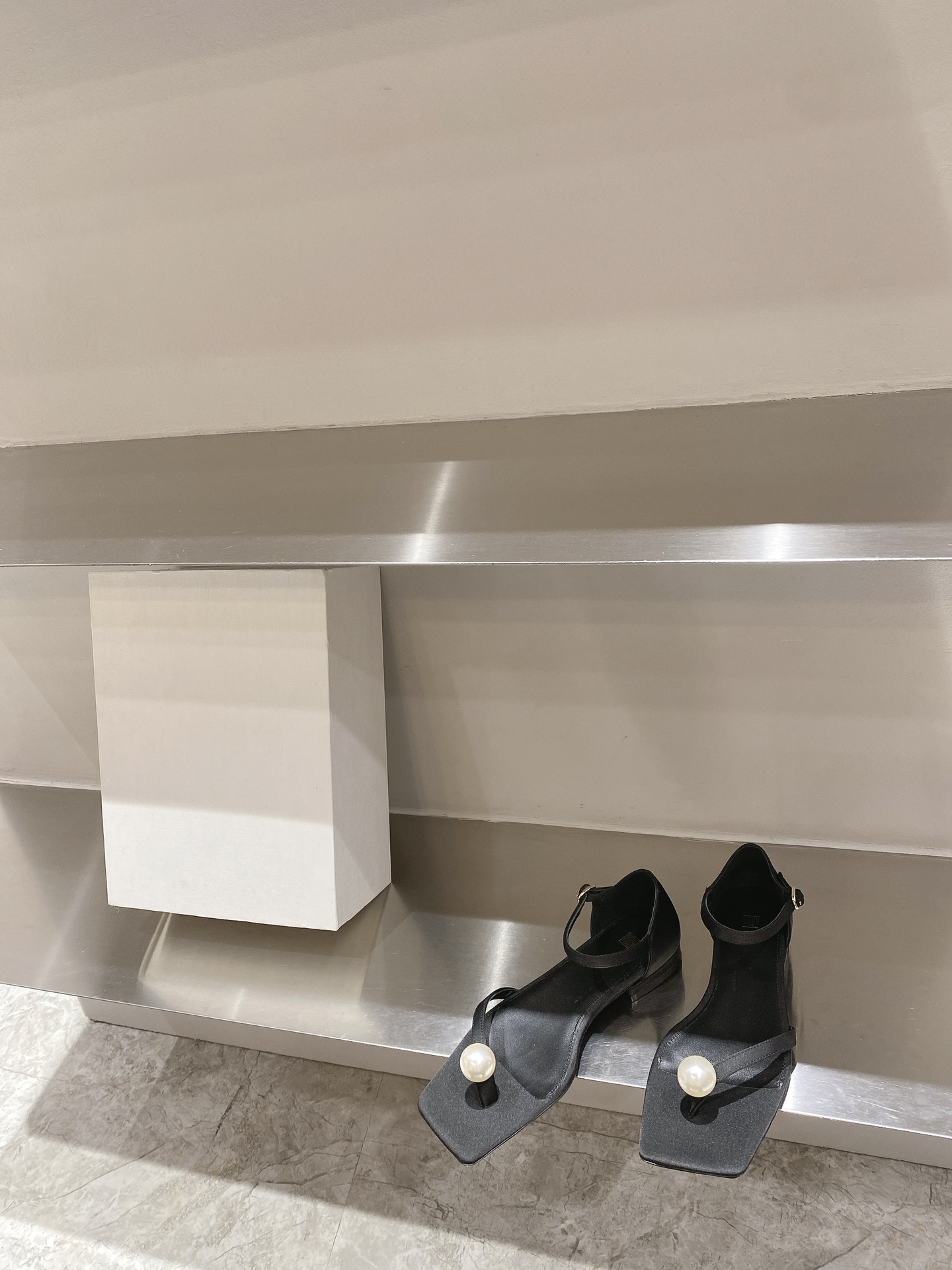 Luxurious Totem*2023 Spring and Summer Leather Shoes Collection unveiled with Imported Materials and Italian Craftsmanship. - 图片 5