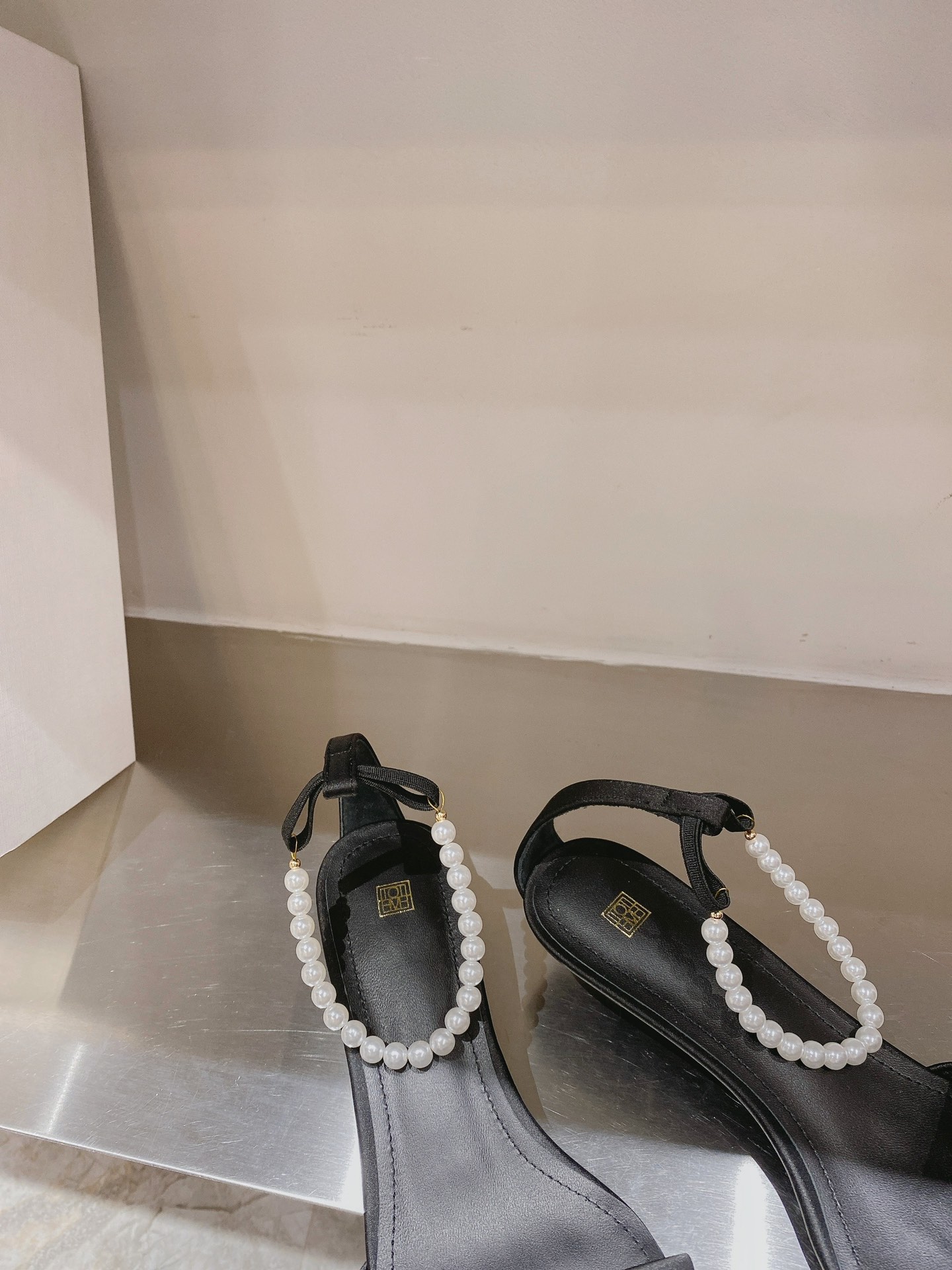“Totem*2023 Spring and Summer New Grail: Italian Leather Shoes Collection” - 图片 9