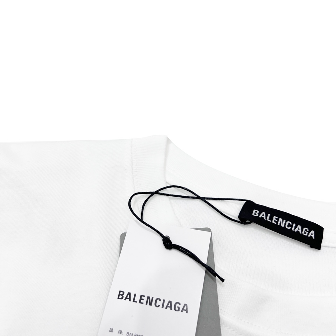 160 Balenciaga/巴黎世家 前后字母Logo印花圆领短袖