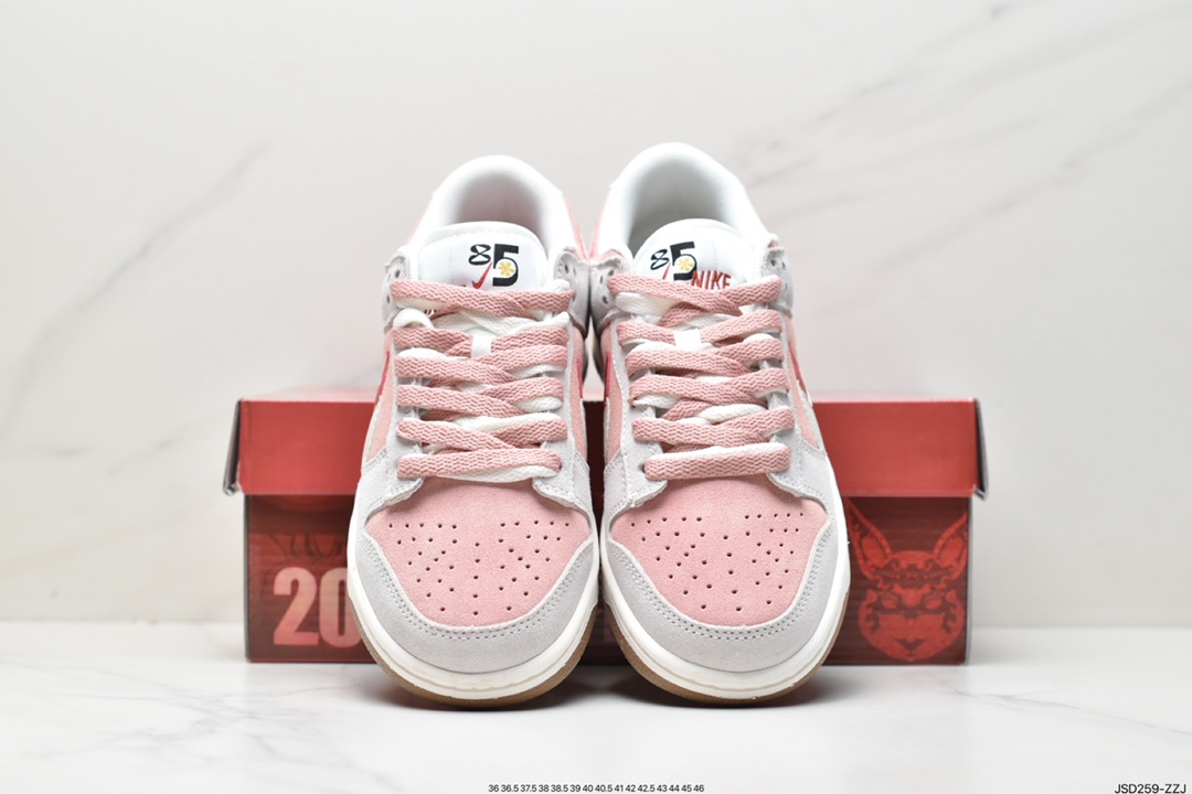 SB Dunk Low SE”85 Double Swoosh/Grey/Pink/Rabbit”backboard shoes ”suede light gray pink double hook rabbit” DO9457-117