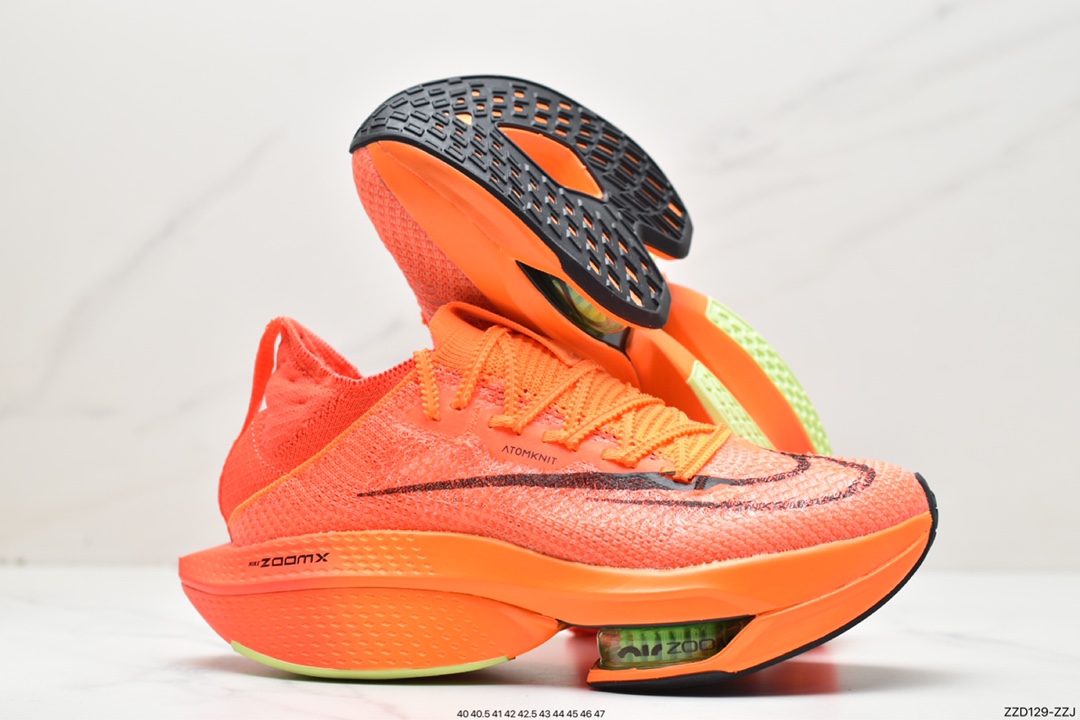 250 新品发布 Nike Air Zoom Alphafly  整体采用前作的设计语言DJ6206-100
