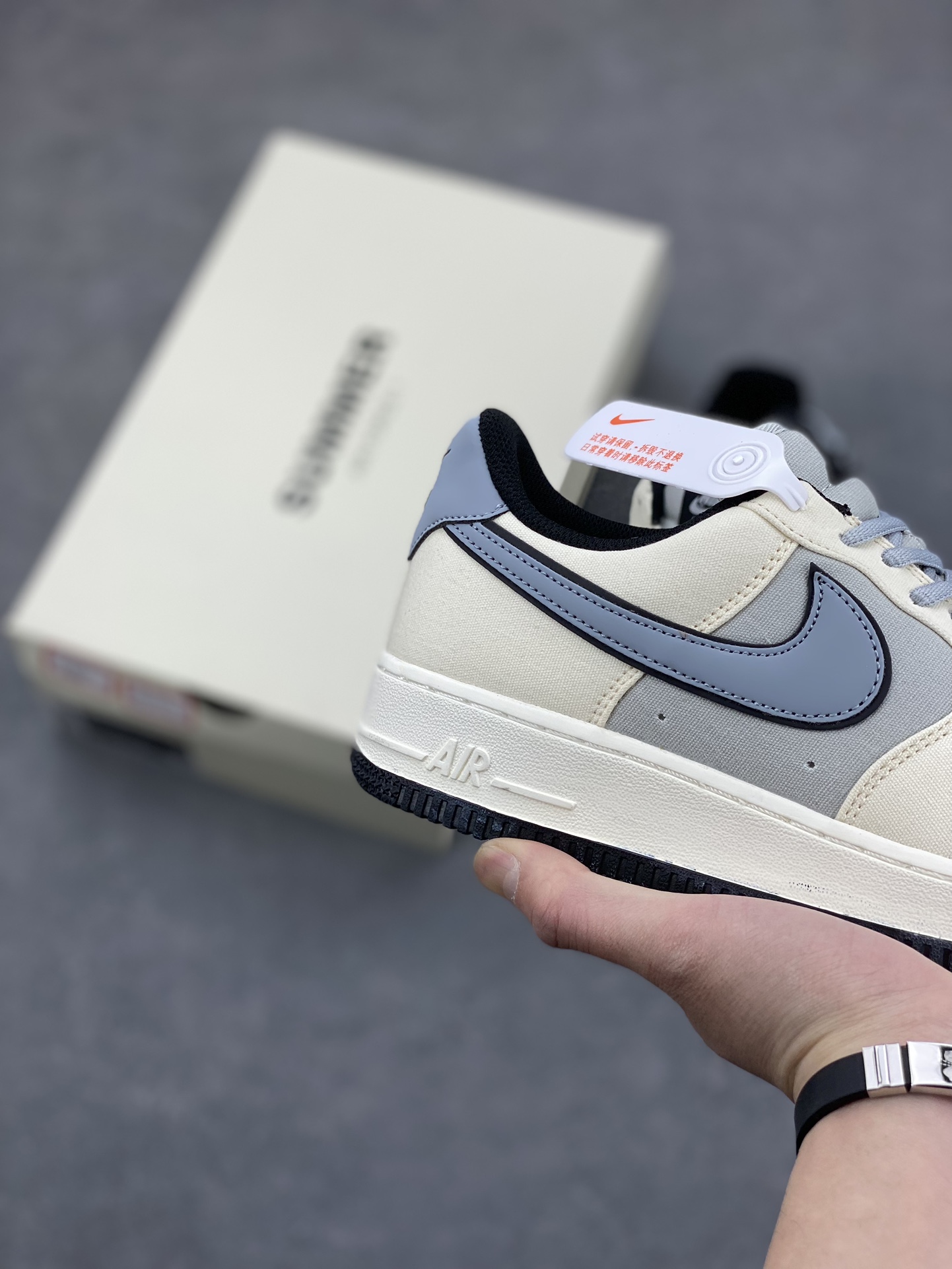 Nike Air Force 1 '07 Low-Top Sneakers - Gray and Beige - Limited Edition 6 i1676922207 6159 4