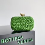 How to start selling replica
 Bottega Veneta Crossbody & Shoulder Bags Weave Vintage