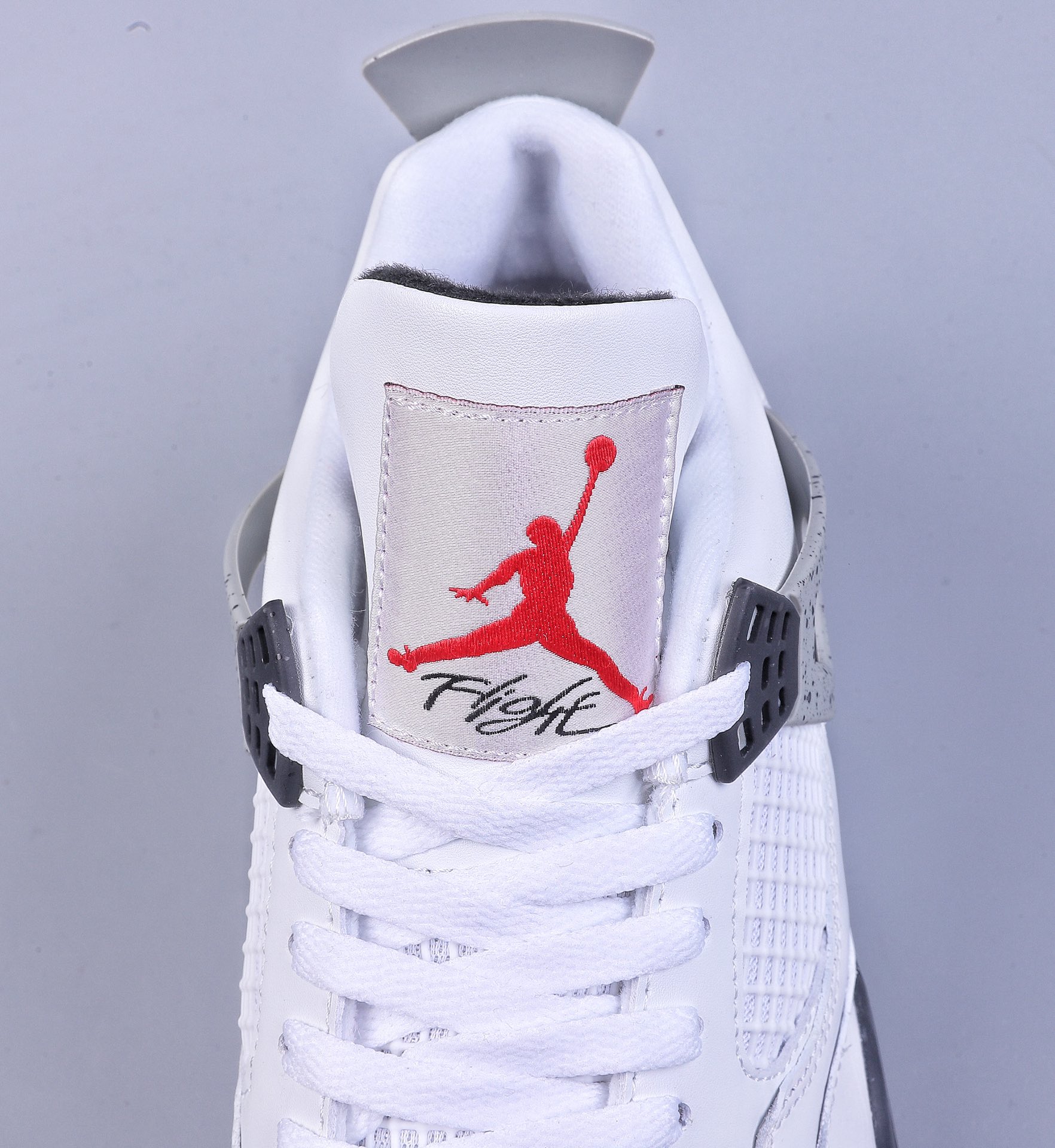 320 H版Air Jordan AJ4 Retro白水泥 840606-192