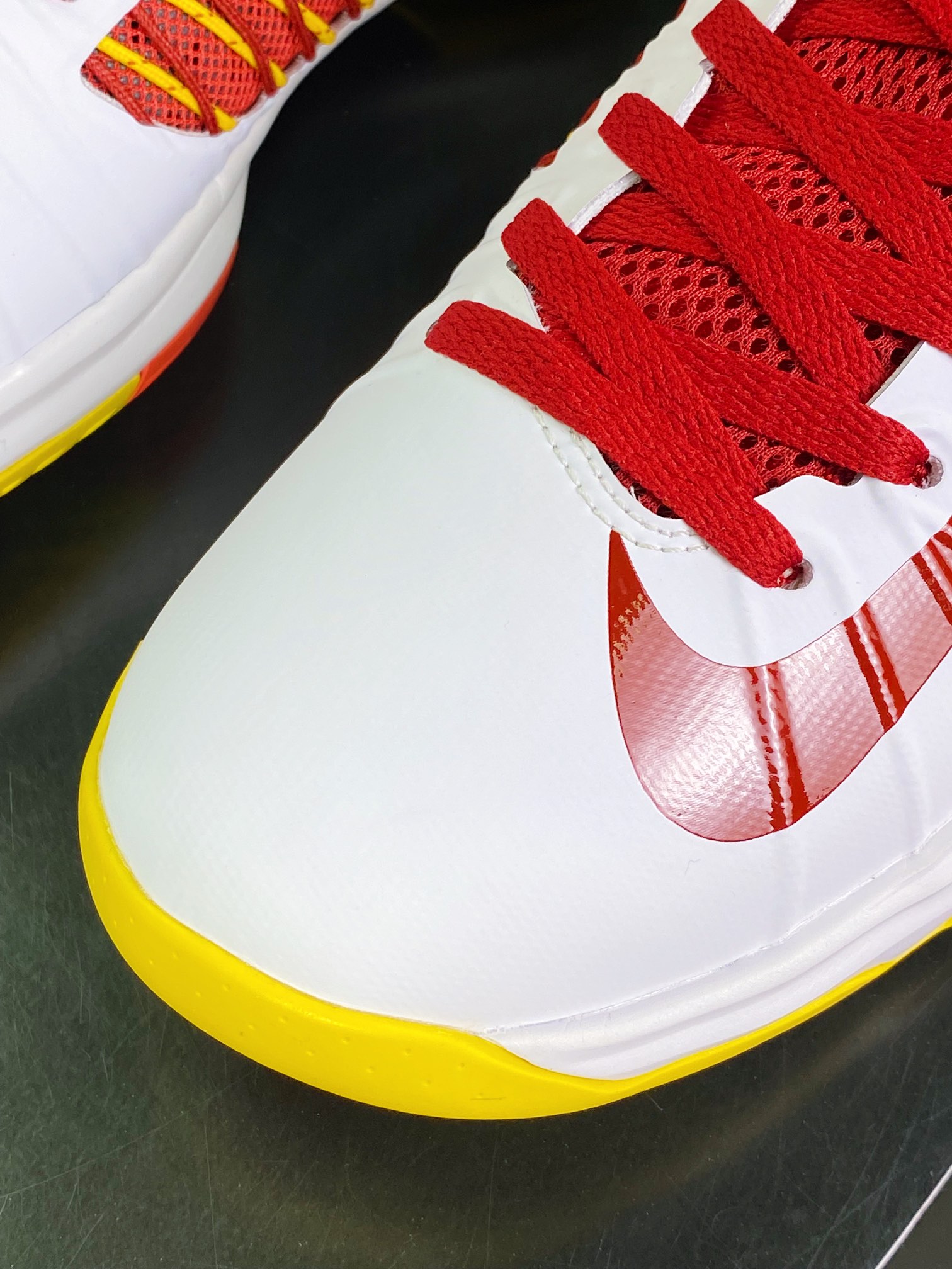 330 【Nike】 Lunar Hyperdunk HD2012高帮实战篮球鞋  535359-103