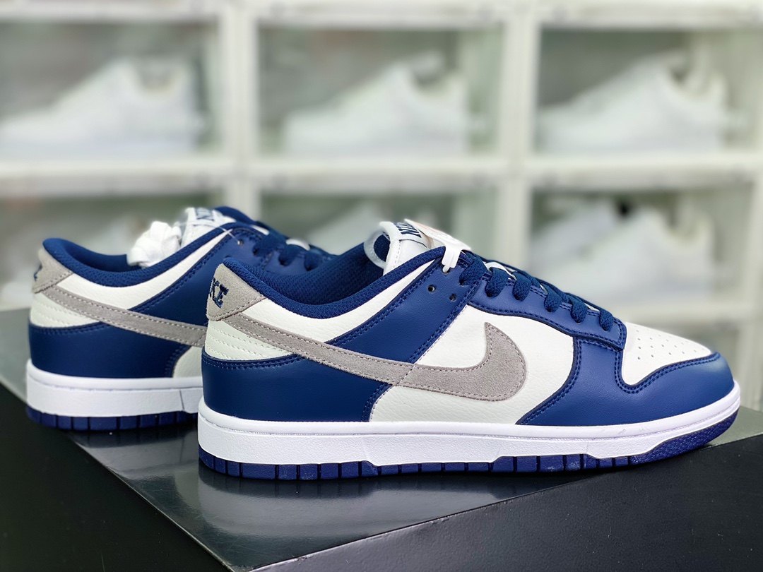 220 SB Dunk Low”Ironstone”扣篮系列低帮板鞋“蓝白灰勾”FD9746-400