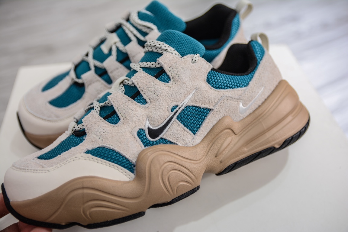 230 耐克 Nike M2K Tekno PLUS 复古休闲老爹鞋 DR9761