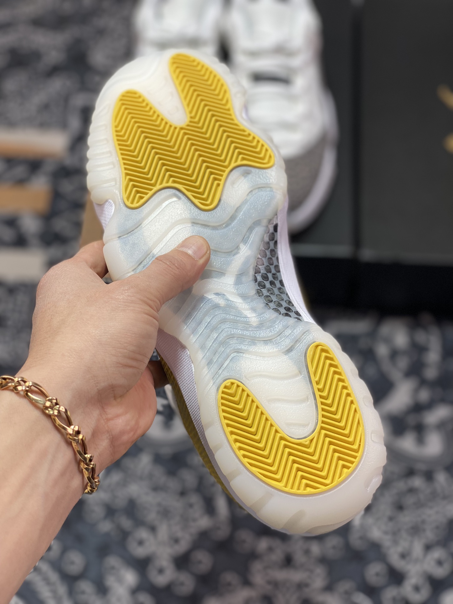 360 原装级别 Air Jordan 11 ” Yellow Sneaker ” AJ11乔11低帮 白黄 黄蛇 文化篮球鞋 AH7860-107