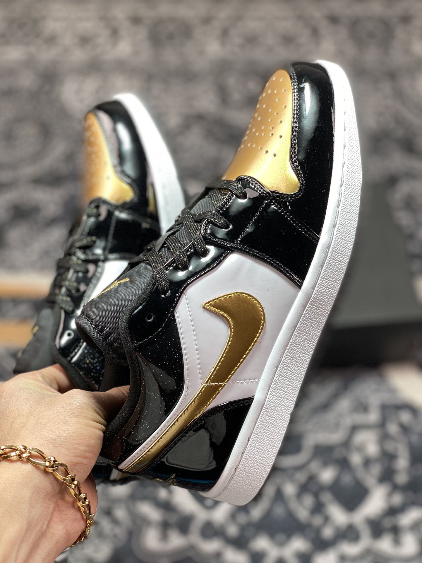 200  Air Jordan AJ1 Low “Gold Toe”黑金脚趾  DR6970-071