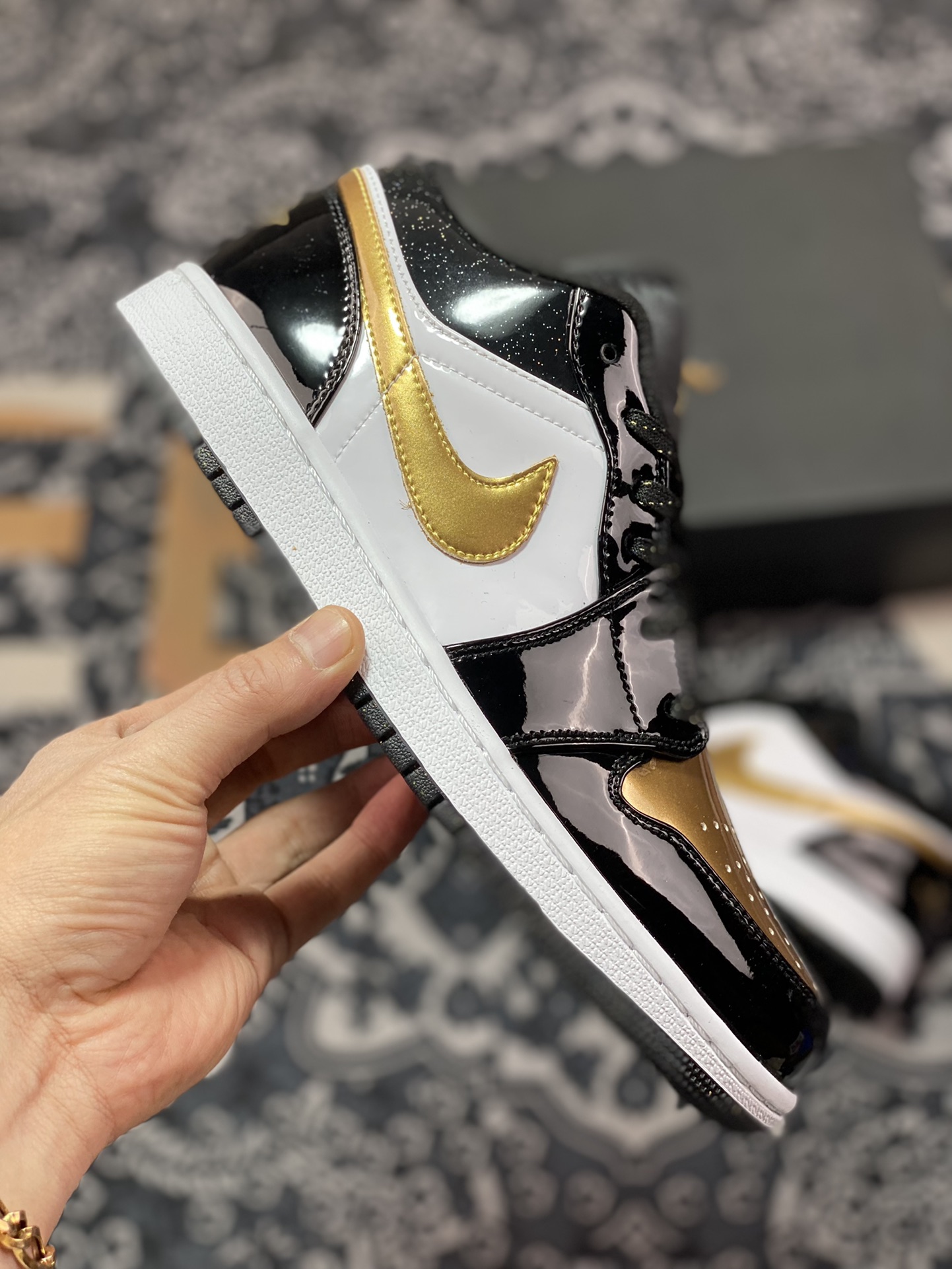 200  Air Jordan AJ1 Low “Gold Toe”黑金脚趾  DR6970-071