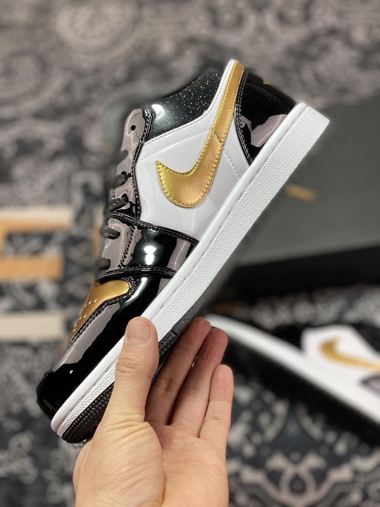 200  Air Jordan AJ1 Low “Gold Toe”黑金脚趾  DR6970-071