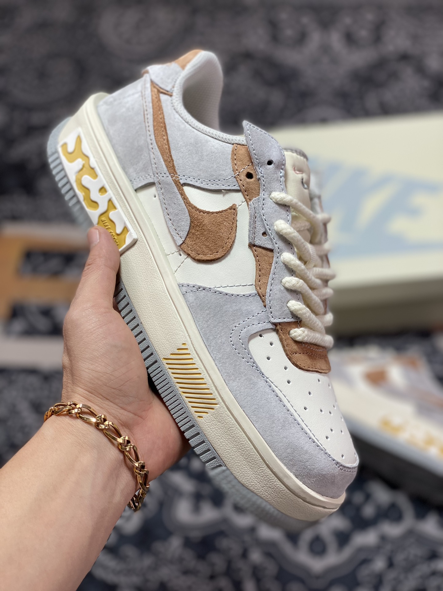 260 Nike Wmns Air Force 1 Fontanka”Grey/Beige/Brown”空军一号板鞋“灰米白棕”CW6688-806
