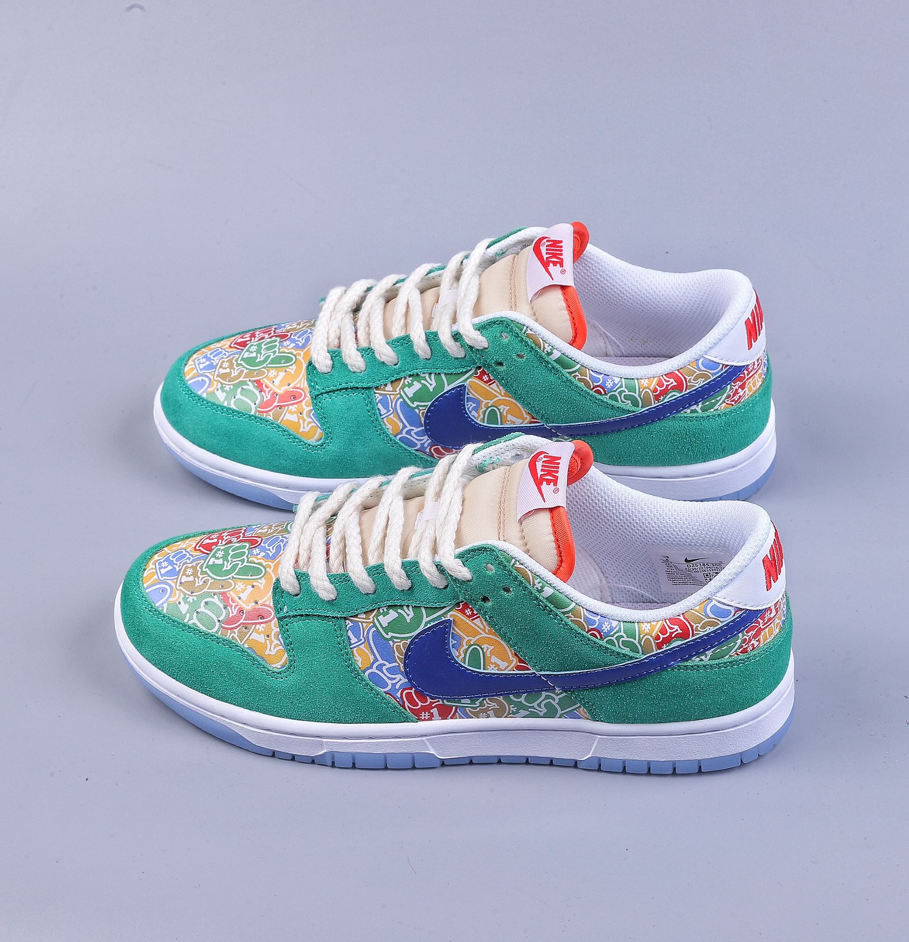 300 Ｃ版Nike SB Dunk Low ”Foam Finger” 泡沫手指 DZ5184-300