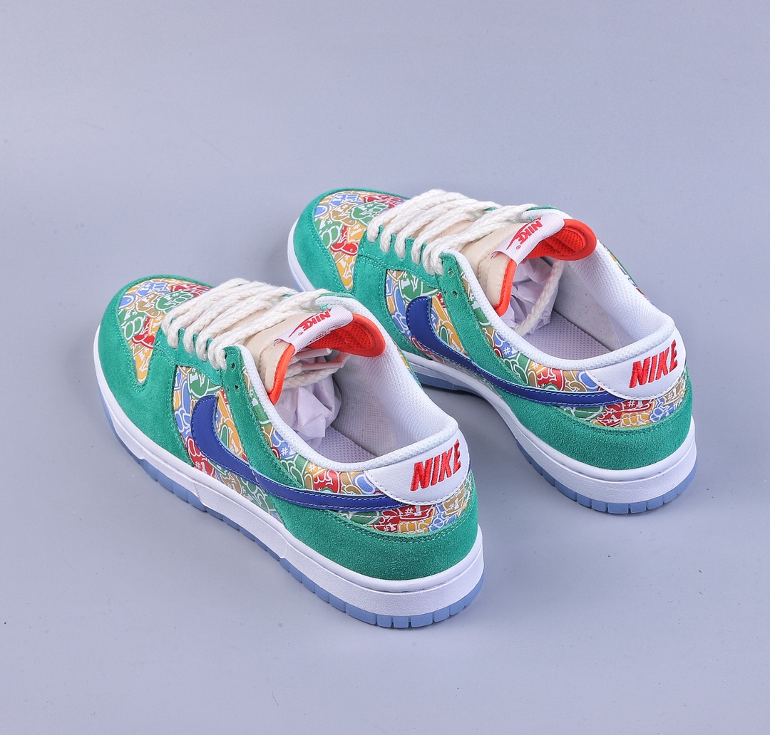 300 Ｃ版Nike SB Dunk Low ”Foam Finger” 泡沫手指 DZ5184-300