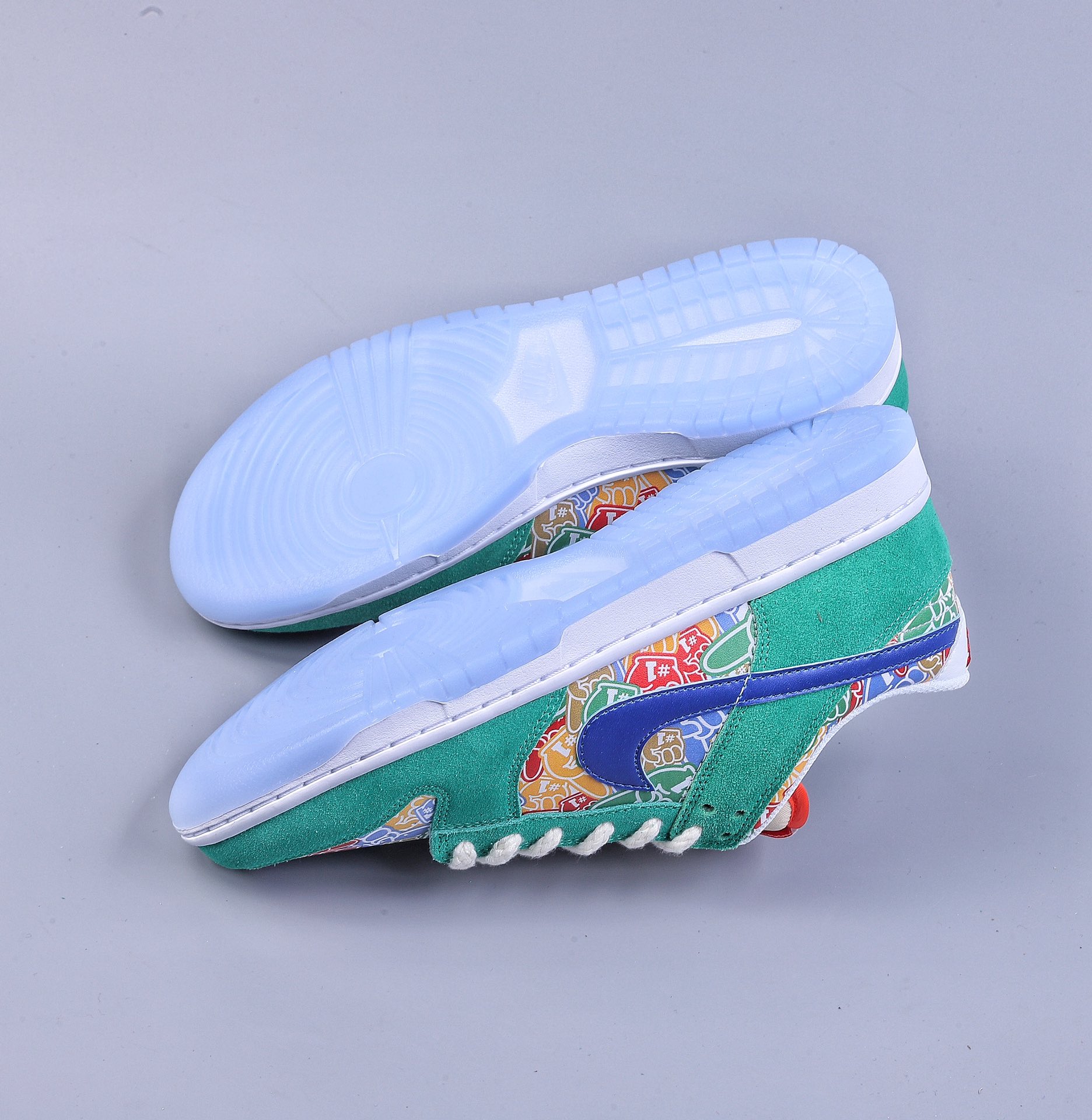 300 Ｃ版Nike SB Dunk Low ”Foam Finger” 泡沫手指 DZ5184-300