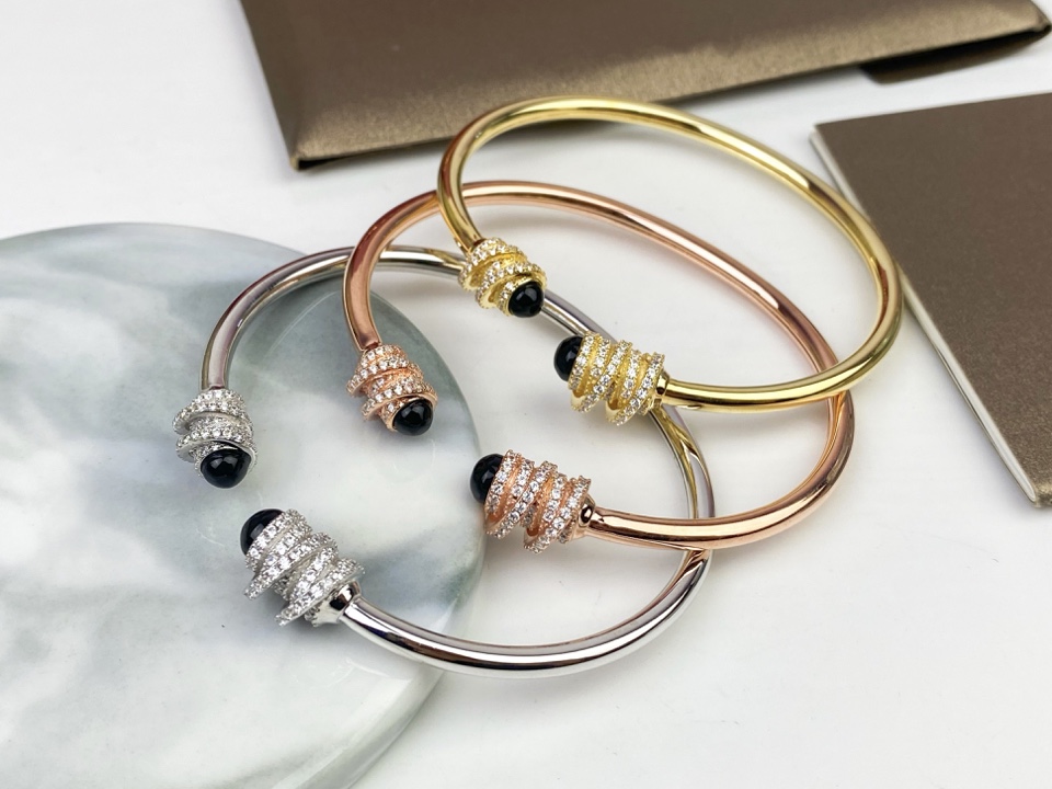 ¥175 💥¥IAGET Count’s elastic jewel bracelet _ ^ ^ 弹性 弹性 弹性 弹性 弹性 弹性 ¥ ¥ ¥ ¥ ¥ ¥ ¥