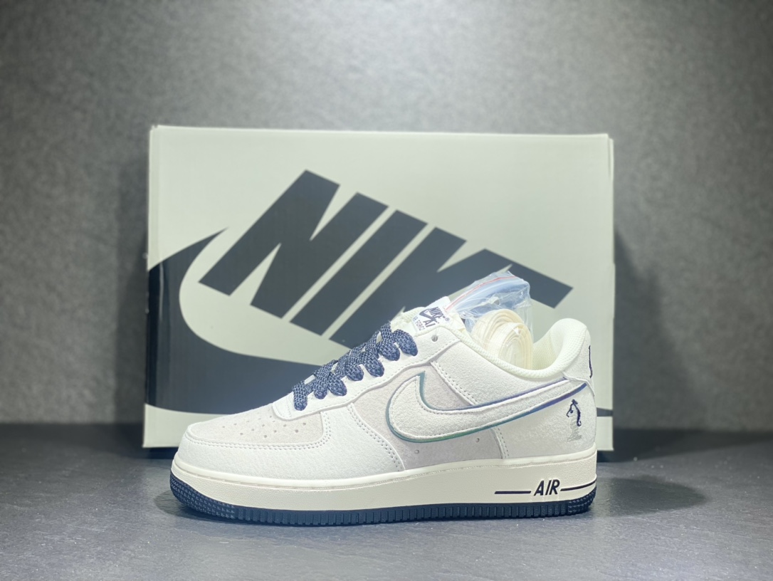 260 Nike Air Force 1 空军一号运动板鞋  DZ3696-003