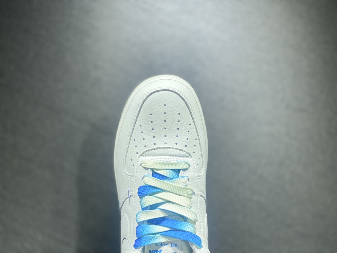 240 Nike Air Force 1 空军一号运动板鞋 NB3696-509