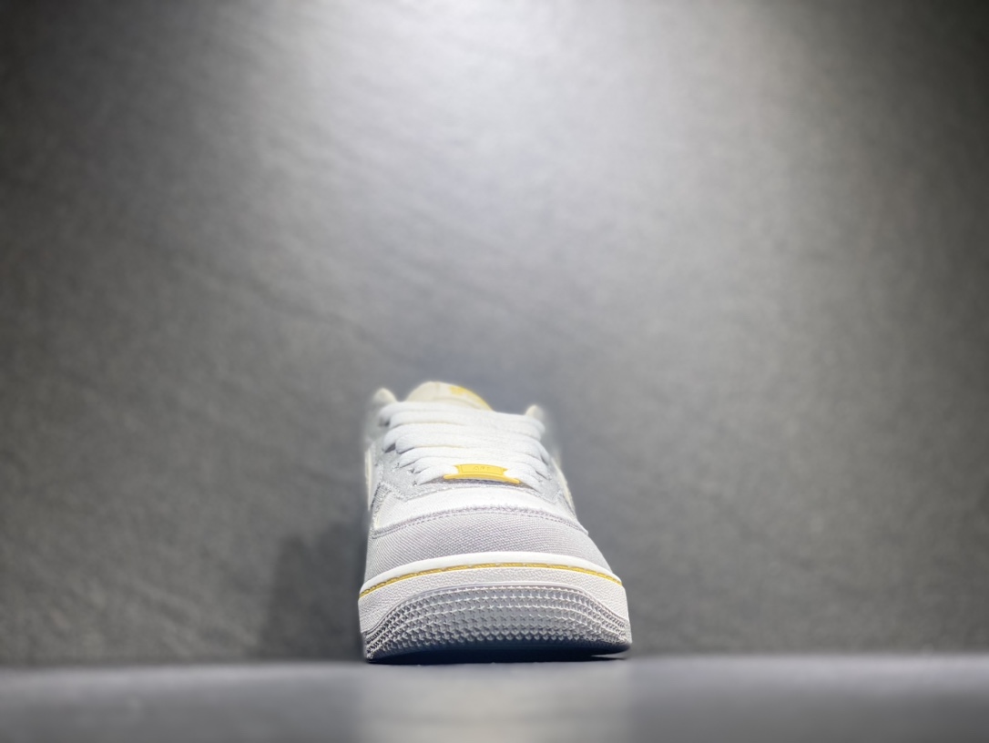 200 Nike Air Force 1 空军一号运动板鞋 315122-666