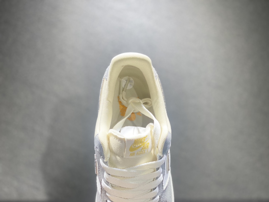 200 Nike Air Force 1 空军一号运动板鞋 315122-666