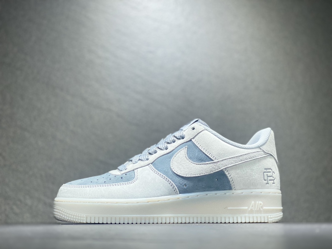 260 Nike Air Force 1 空军一号运动板鞋 NB5563-066
