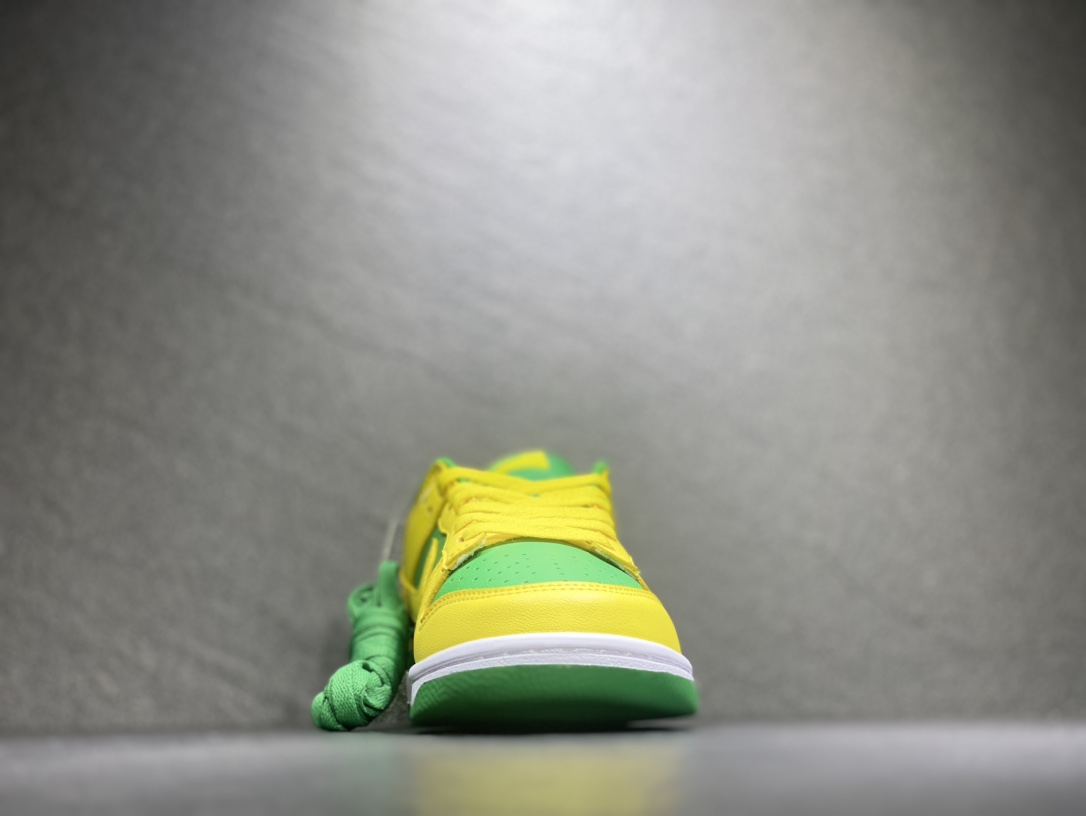 220 Nike SB dunk Low 低帮休闲运动滑板板鞋 DV0833-300