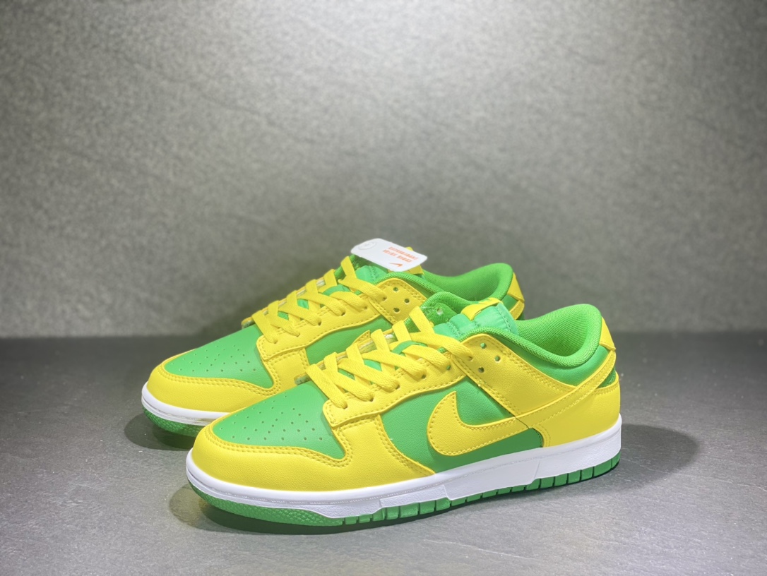 220 Nike SB dunk Low 低帮休闲运动滑板板鞋 DV0833-300